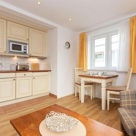 Hoppe 11 Modern Retreat *